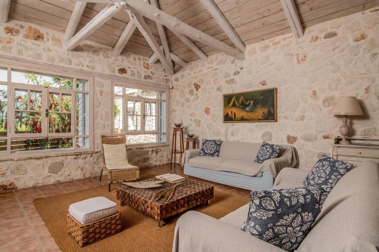 Villa In Pietra Kalamaras Μαχαιράδο Εξωτερικό φωτογραφία