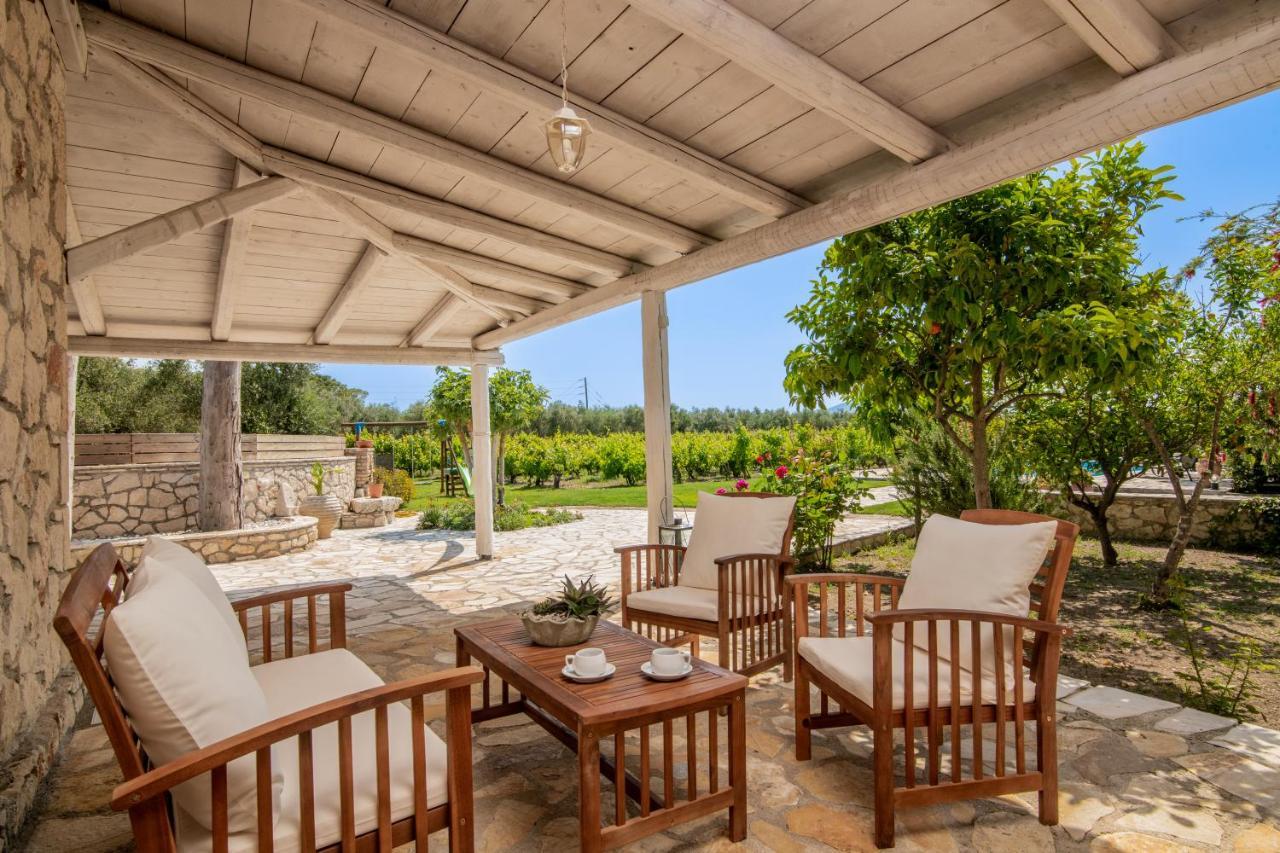 Villa In Pietra Kalamaras Μαχαιράδο Εξωτερικό φωτογραφία